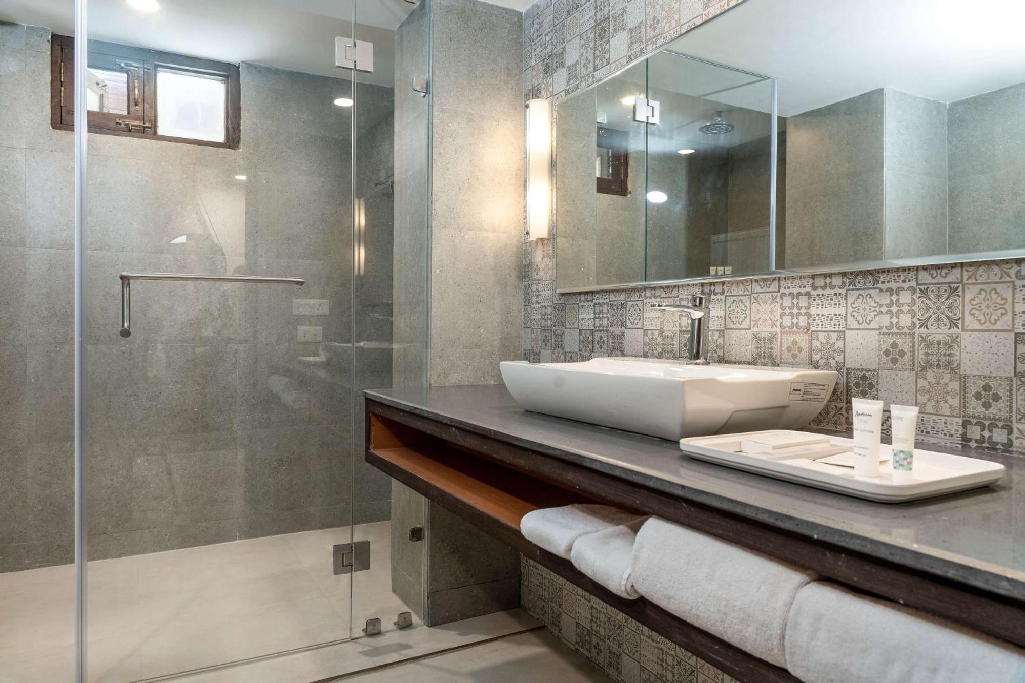 Country Inn Suites By Radisson Sonāmarg מראה חיצוני תמונה